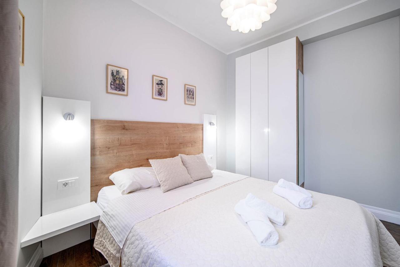 Apartment Orsula Near Old Town