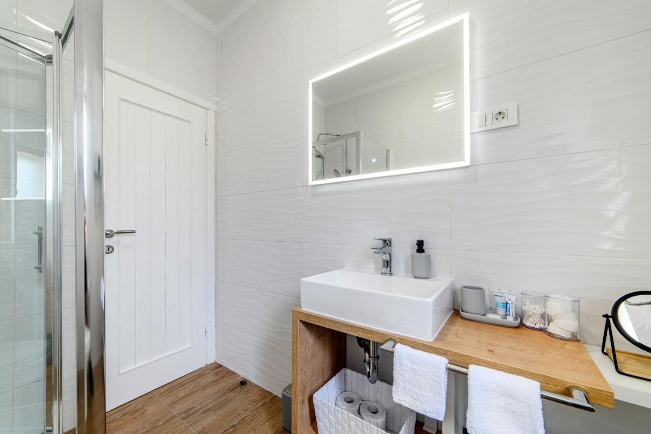 Apartment Orsula Near Old Town *