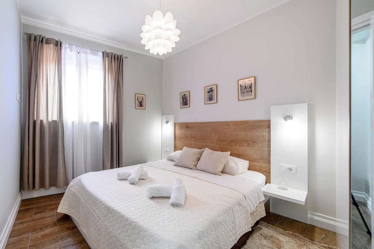 Orsula Near Old Town Apartment *