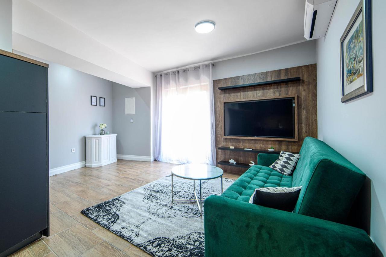 Apartment Orsula Near Old Town